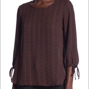 •Pleione• Geo Print Tie Sleeve Blouse